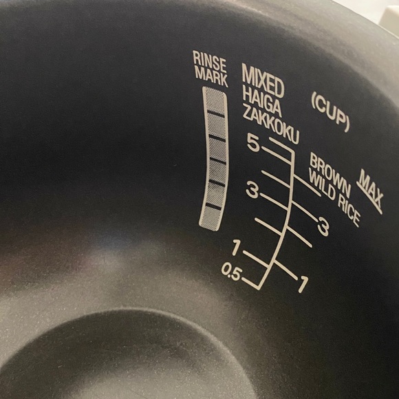 Sanyo White Digital Rice Cooker - Picture 7 of 14